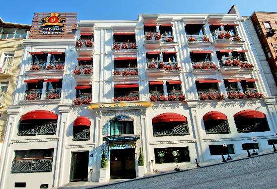 DOSSO DOSSI HOTELS OLD CITY